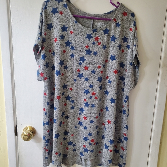 Lane Bryant Tops - 💗Lane Bryant Top Size 18/20💗